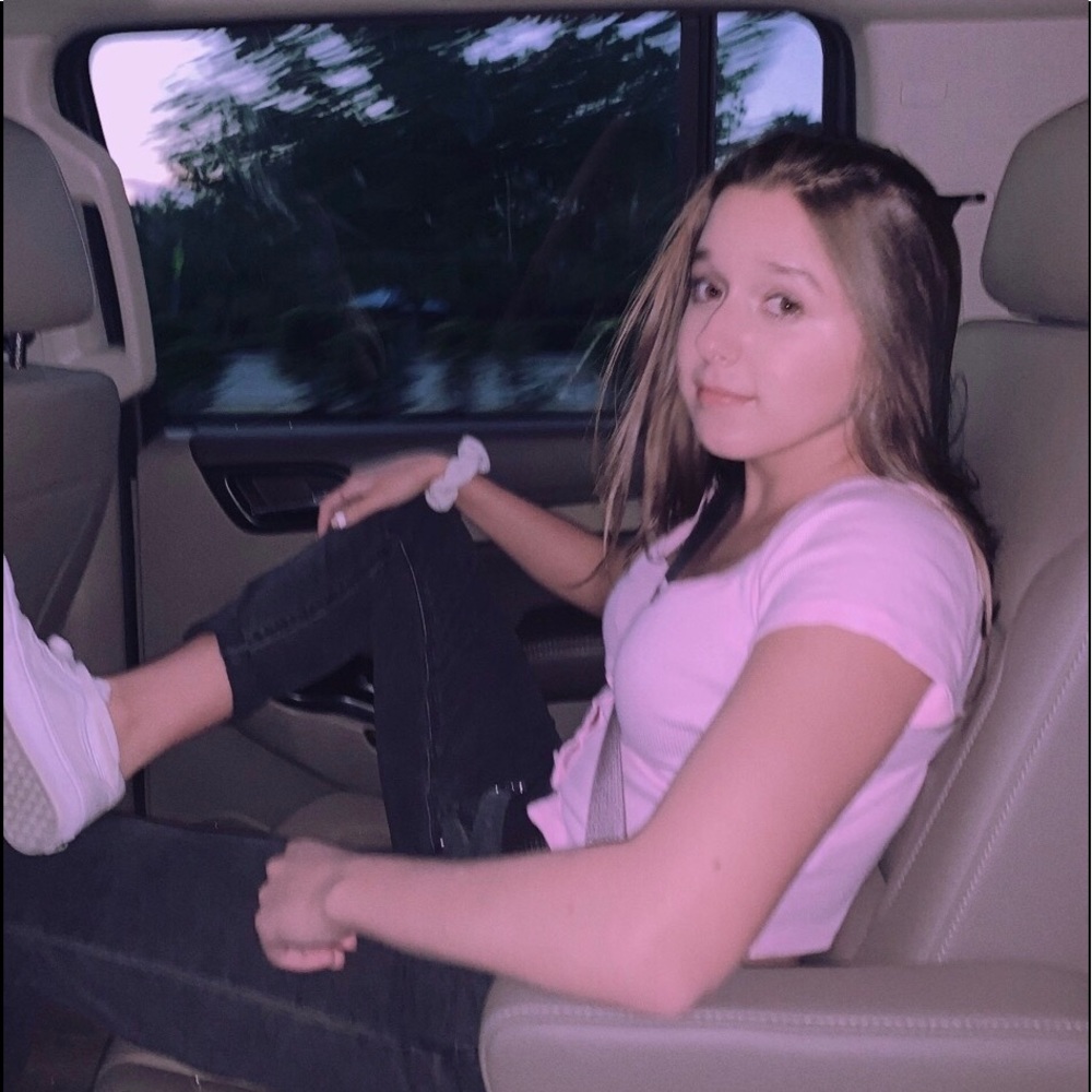 Meet your Posher, Maria